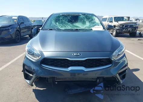 2020 Kia Forte Lxs z USA, uszkodzony, nr VIN 3KPF24AD3LE209385